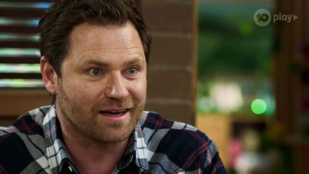 Coming Up: Shane's Confession & Des Returns | Neighbours [2020]