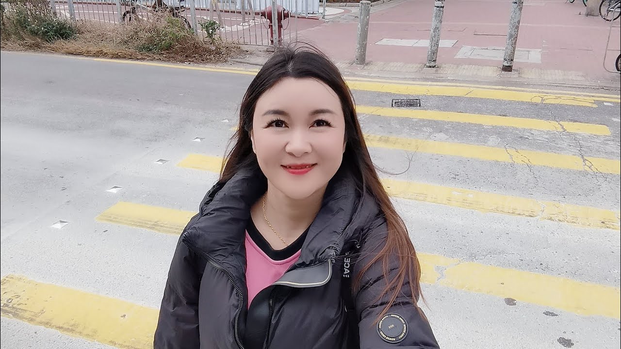 “GiGi小百合vs小美开心连线直播间”以歌会友，开心就好！