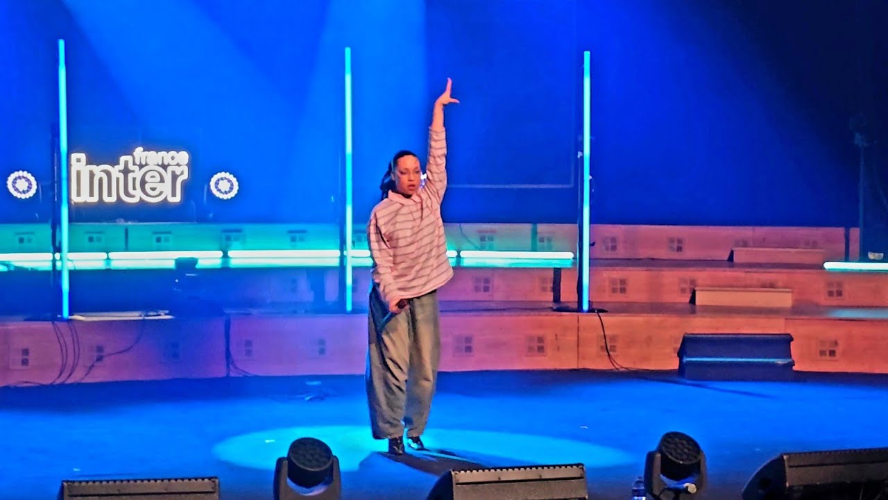 Yoa, live, concert, Paris, 2025