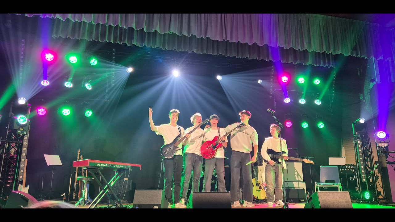 Sfactor Schaersvoorde 2025 Winnaars - After School Session - Great  Balls of Fire - Johnny B Goode