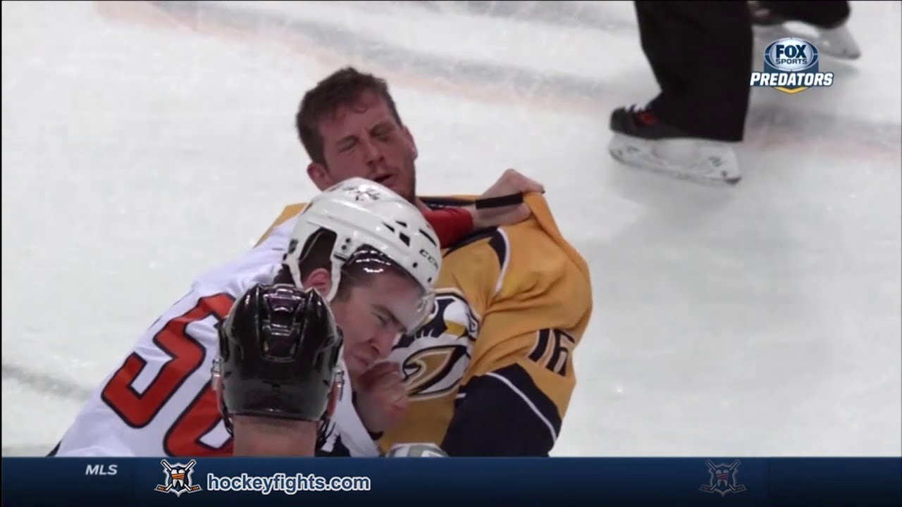 Patrick Wey vs Rich Clune Mar 30, 2014