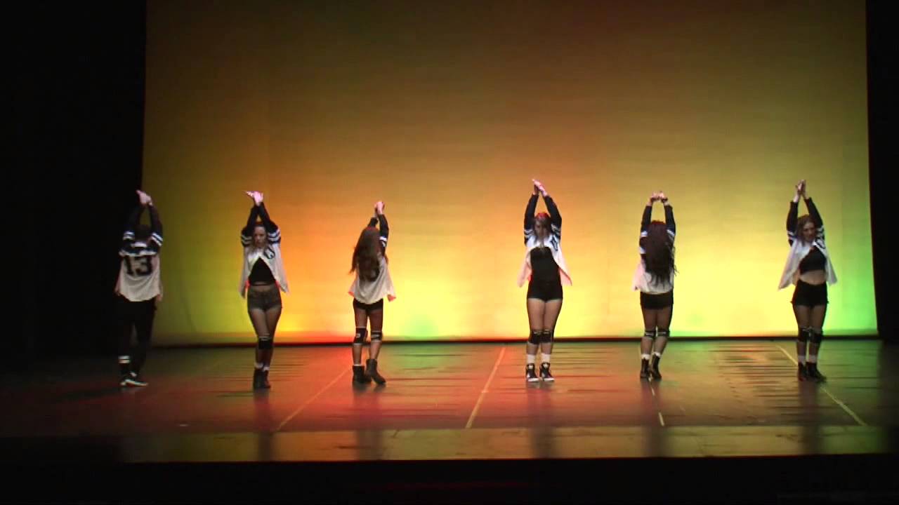 COREOGRAFIA DE FUNKY FESTIVAL 2015 THIRTEEN