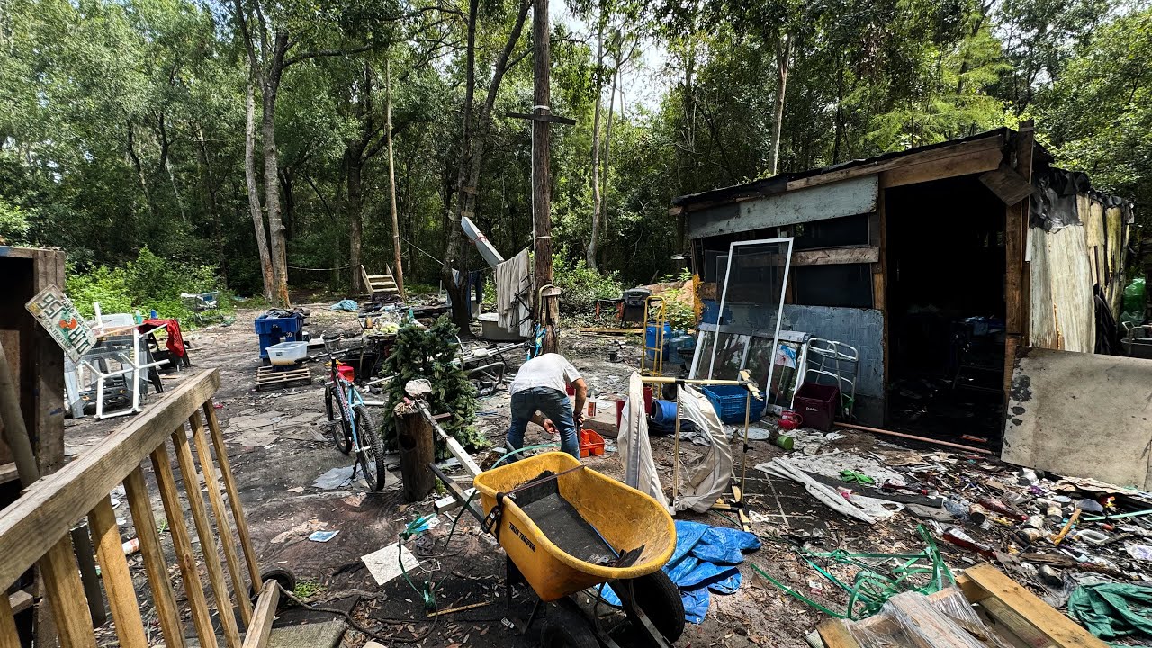 Inside The Largest Orlando Homeless Camp | Kevin and Tasha's Story