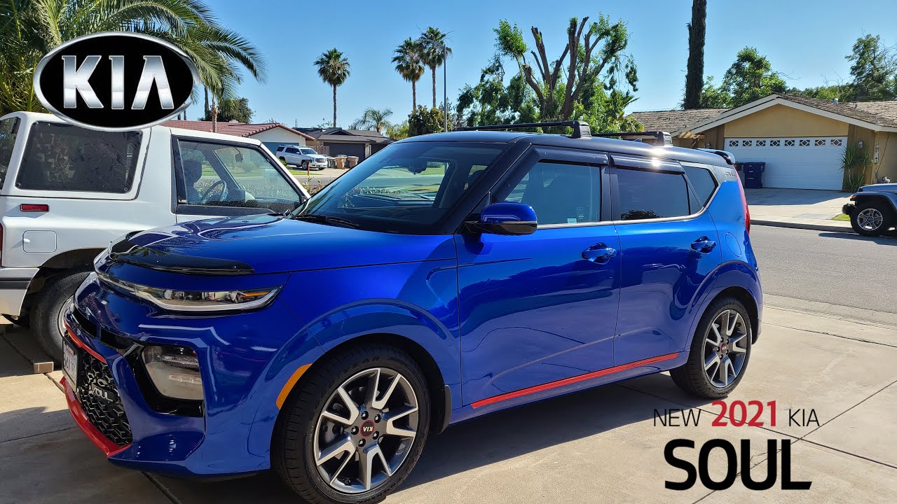 2021 Kia Soul Spoiler install.