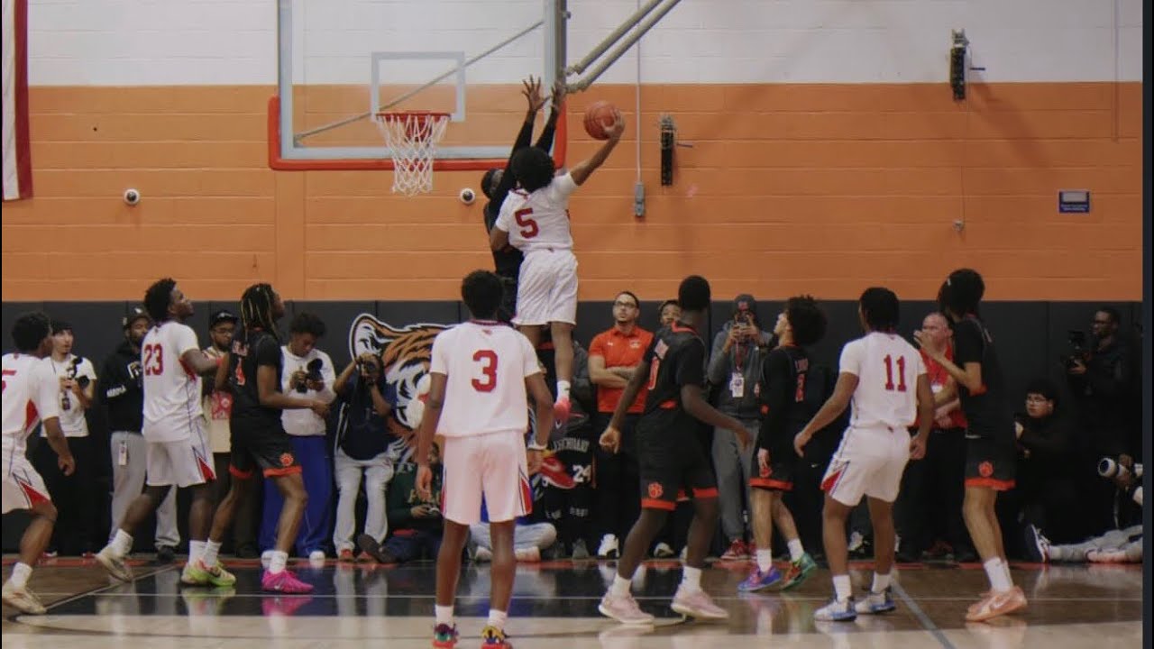 4 ⭐️ Micah Gordon drops 35 points for the sectional championship vs Linden 