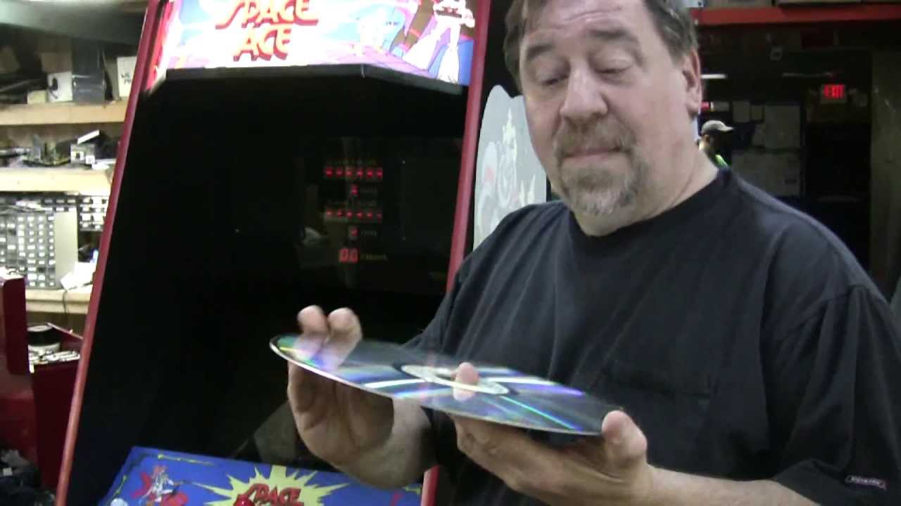 #238 Cinematronics Laser Disc SPACE ACE animated Arcade Video Game!  TNT Amusements