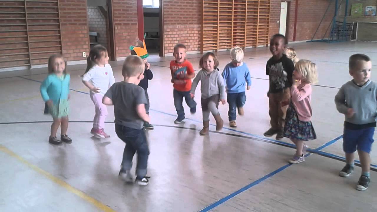 Juf Elisabeth - Opwarming 1ste kleuter