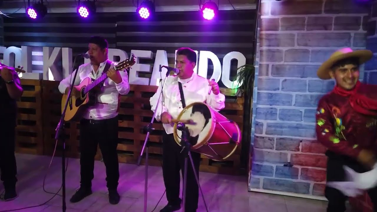 Los Sapitos Cantores - El diablo enamorado (Cueca)