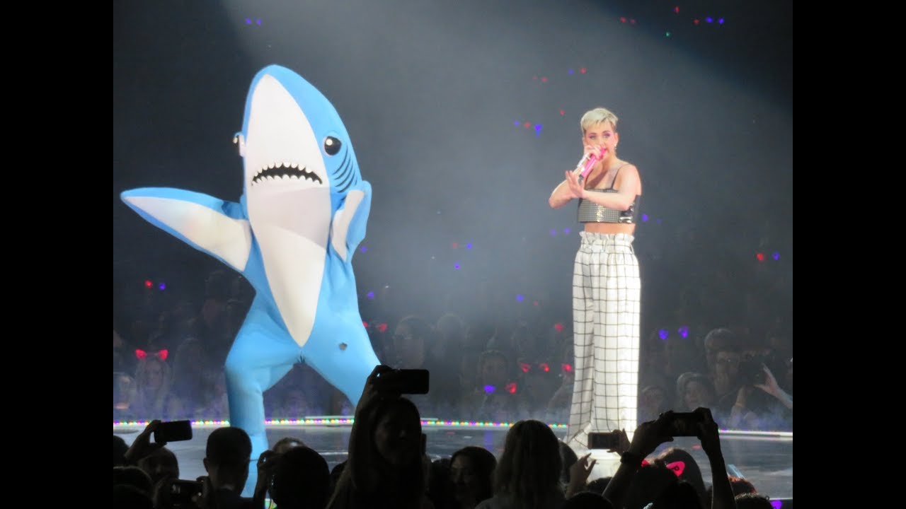 Katy Perry - California Girls - Witness Tour 2018