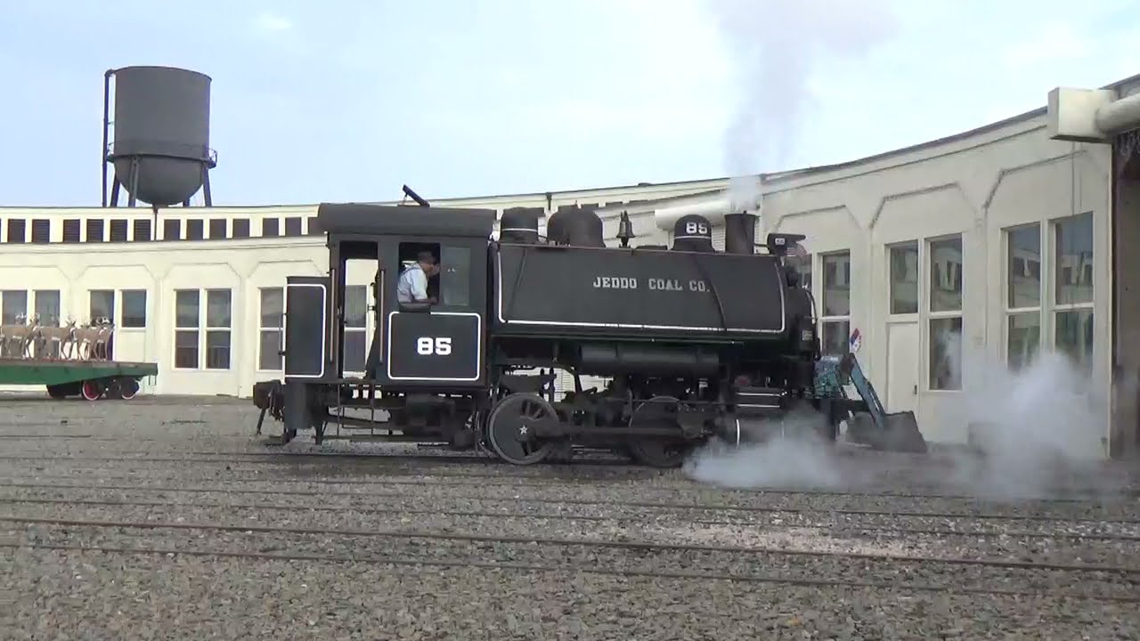 Quick Clip: Barney runs Jeddo Coal 85 back & forth