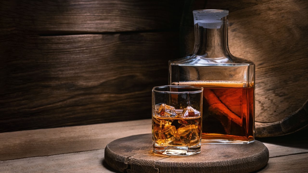 Types of Whiskey: Exploring Scotch, Bourbon, Rye, and Irish Whiskey