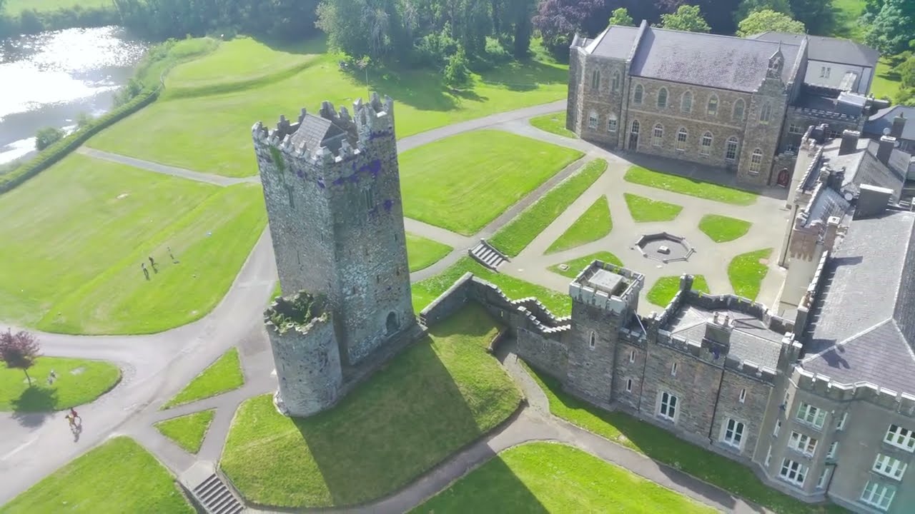 68) Drishane Castle - Cork County - Ireland (video 4K)