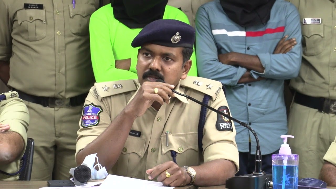 ARREST OF KIDNAPPING GANG BY ASIFNAGAR POLICE/JOEL DAVIS IPS DCP WEST ZONE SPEECH /HYDERABADPOLICE