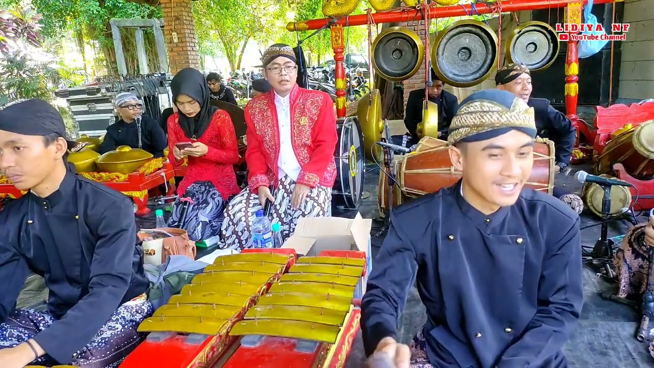 GENDING WARNO WARNO EBEG TRI MANUNGGAL SARI LIVE SITU GINTUNG CIPUTAT TANGERANG SELATAN