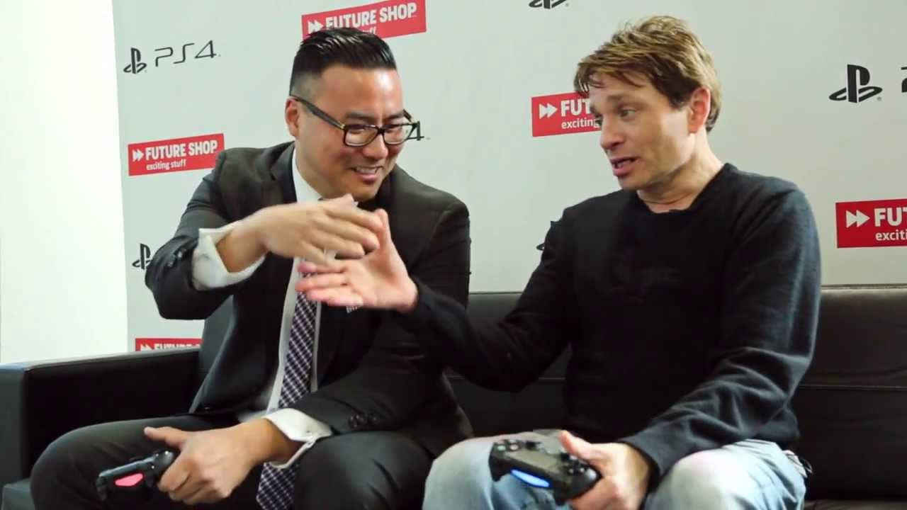 Playing PlayStation 4 with Chris Kattan at Future Shop