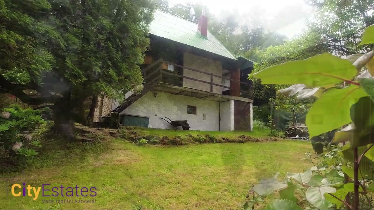 Stavební pozemek s chatou v Rožnově pod Radhoštěm