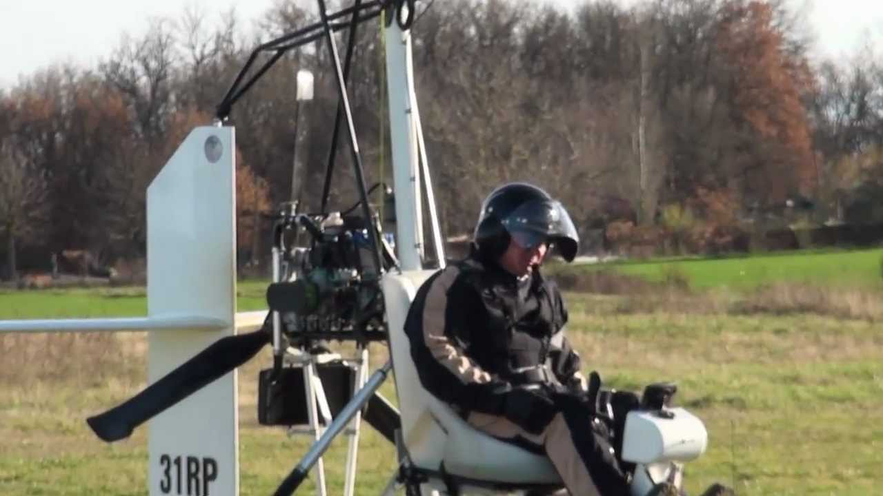 Autogire Guépard II XJ01 au Bois de la Pierre le 31 décembre 2012. Gyrocopter winter flight.