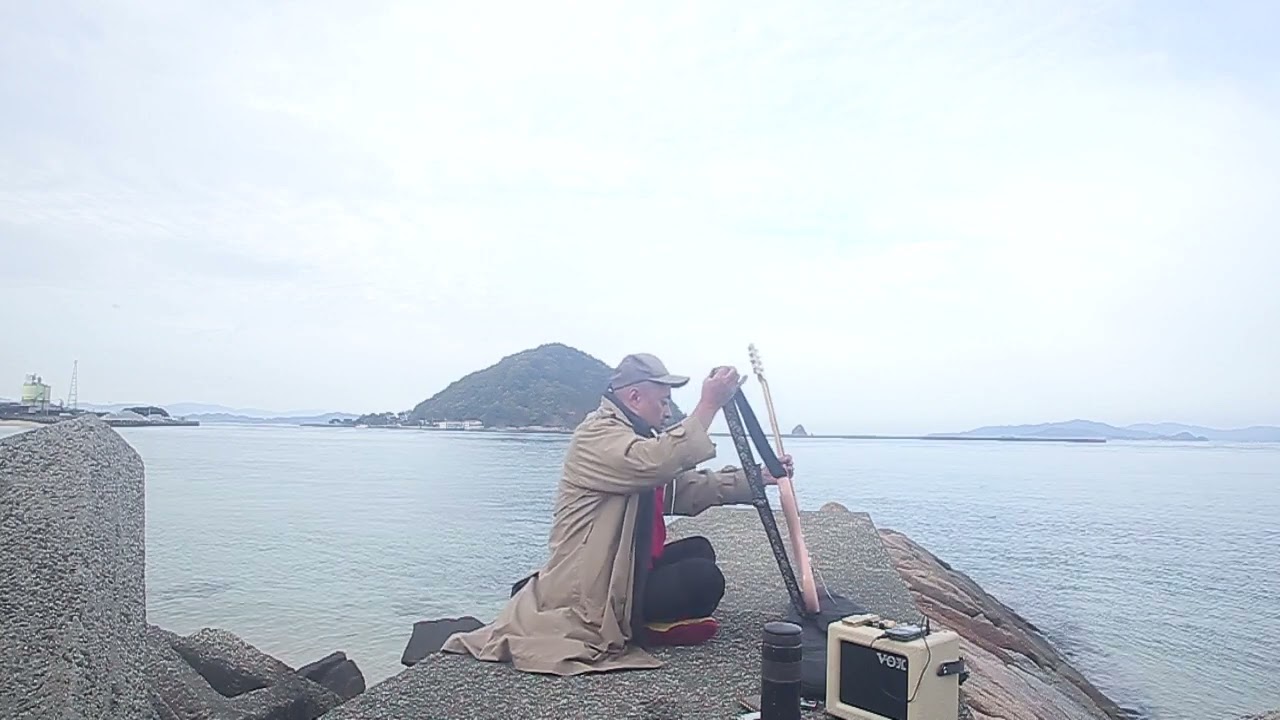 MVI 5588　ﾍﾎﾞギター、ｼﾐｼﾞﾐｵﾓｳ､､きれい目なお姐さんに声掛けられたら調子のるタイプのまっつん。　@2026-03-06 on 大浜　『家で弾くな!うるさい!』