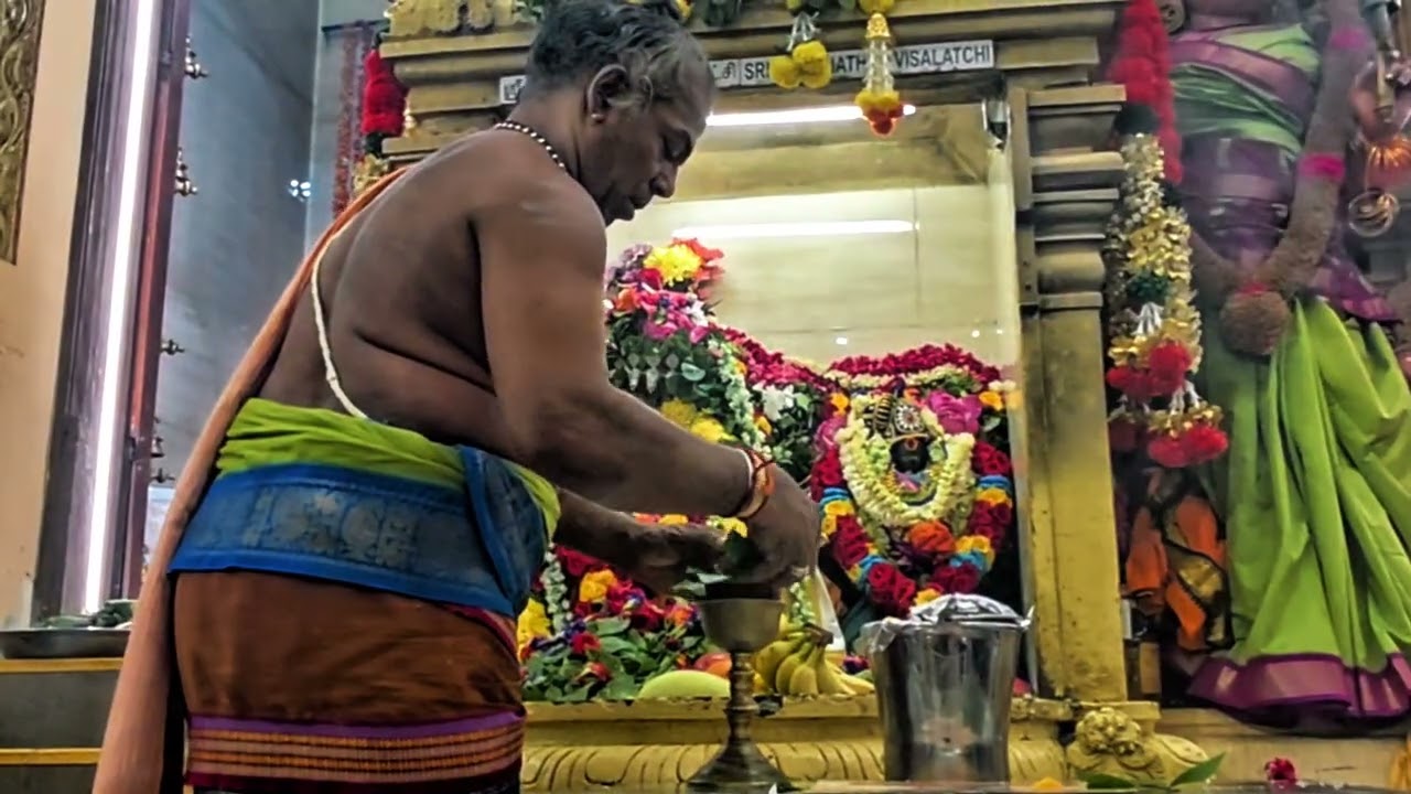 Maha Sivarathri Abhishekam 🔱 Sri Vairavimada Kaliamman Temple | Toa Payoh 🌙🙏