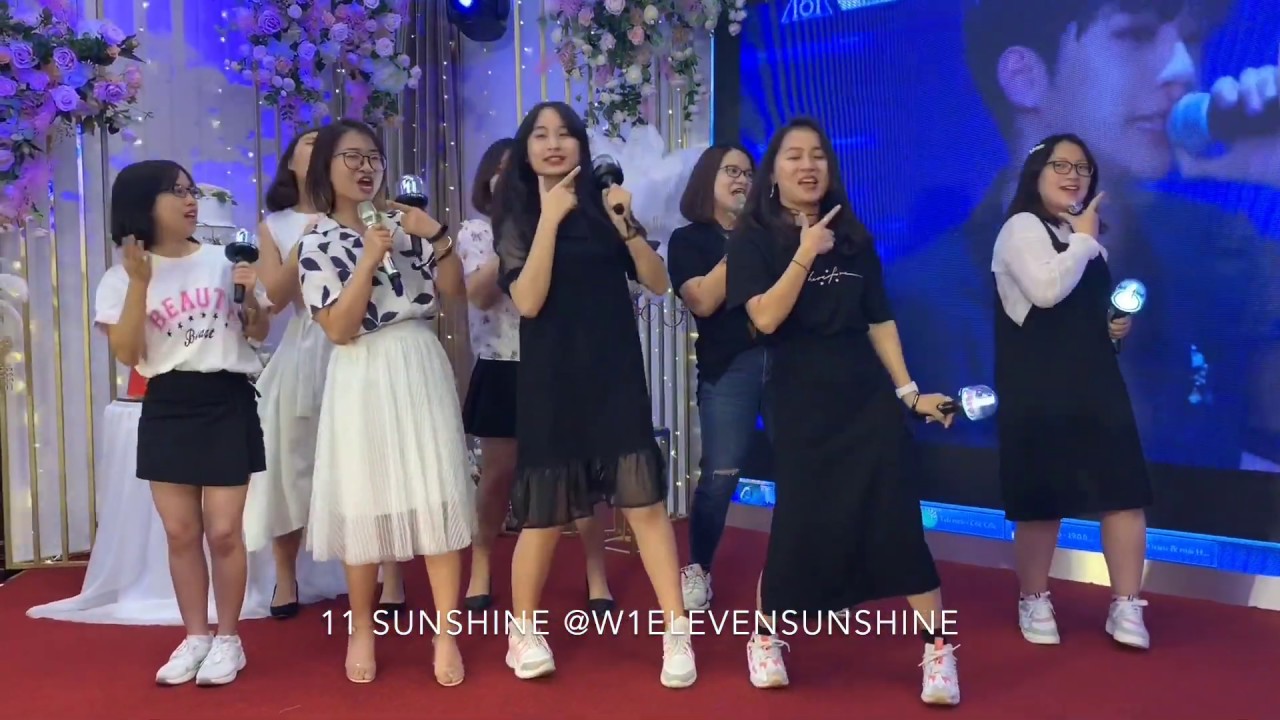 [W.A.V.E - Wannable’s Promise 워너블의 약속 ] 190330 Debut stage | Vietnamese Wannable’s Wedding
