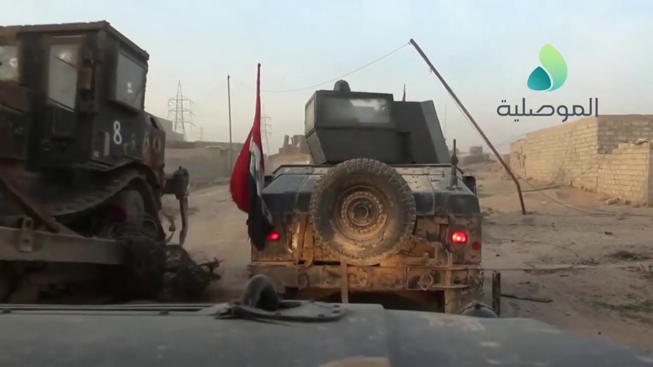 الموصلية تتجول في حي المامون وتوثق انقاذ مكافحة الارهاب لعائلة محاصرة مكونة من 25 فرد