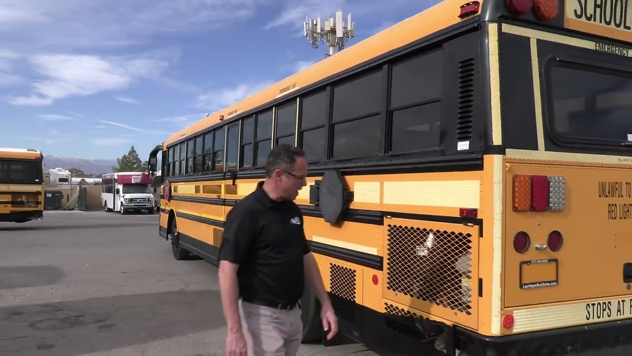 2009 Thomas Saf-T-Liner HDX School Bus B18395