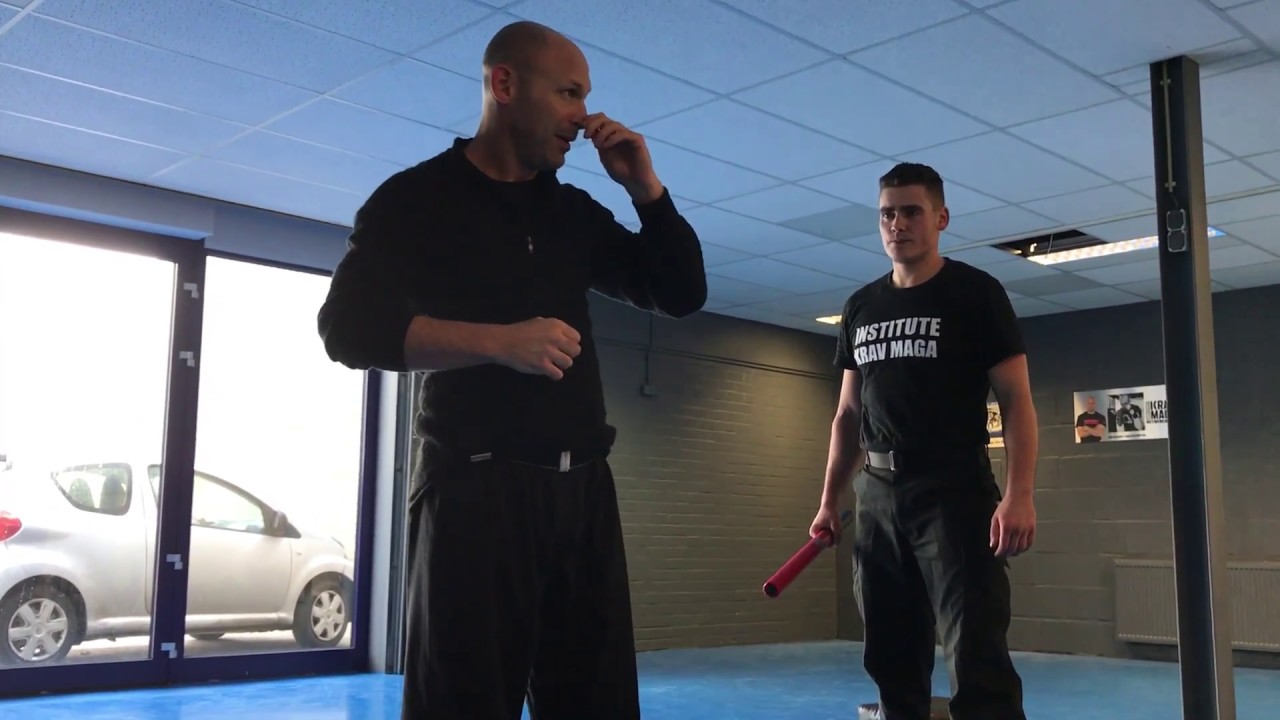 Defending a one hand overhead stick attack, with Amnon Darsa at Institute Krav Maga Netherlands.