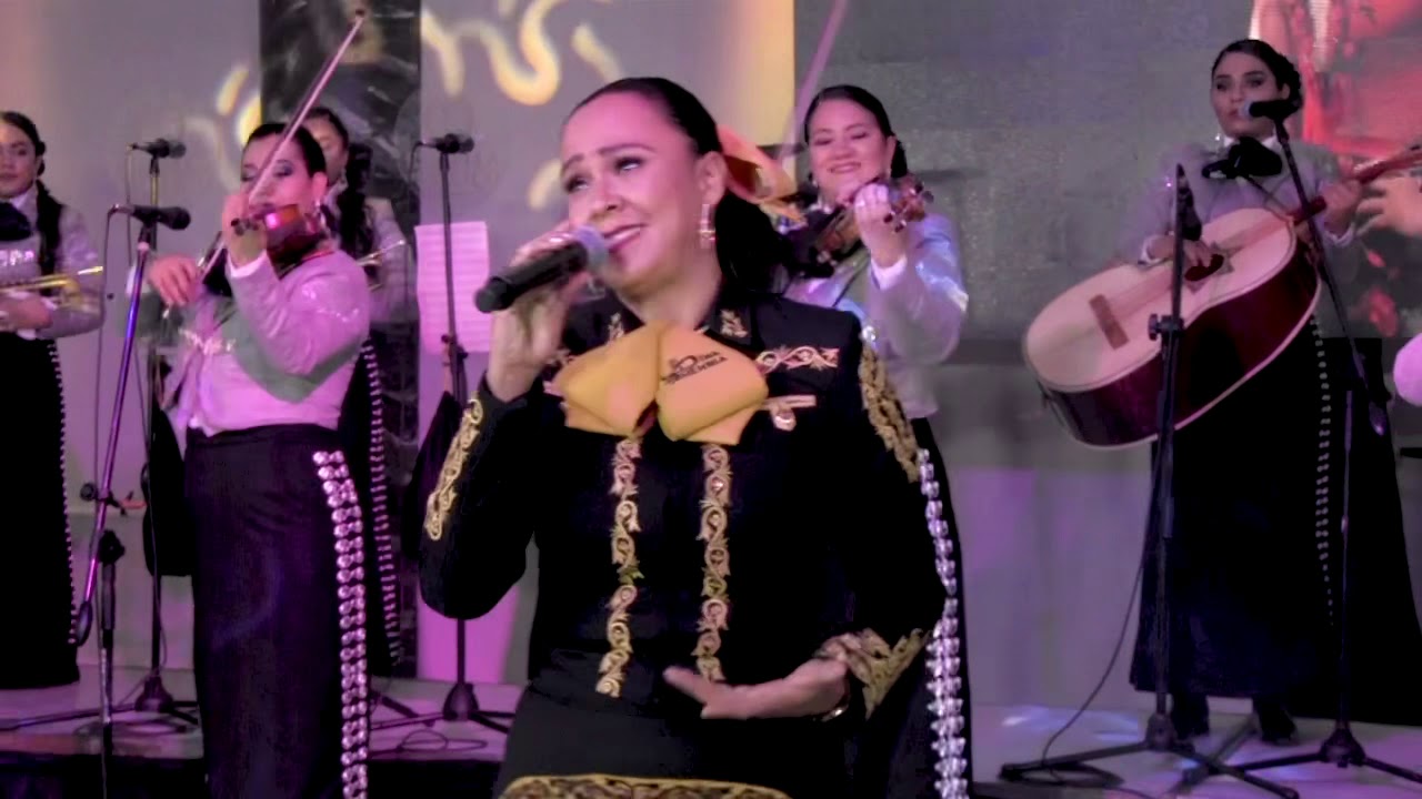 Pop: José Alfredo Jimenez  Con Dina Buendia