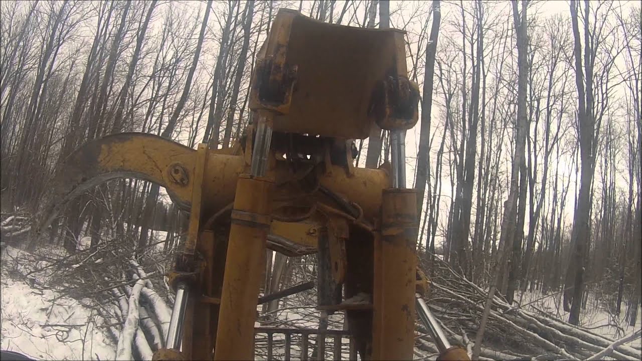 John Deere 648G Grapple Skidder