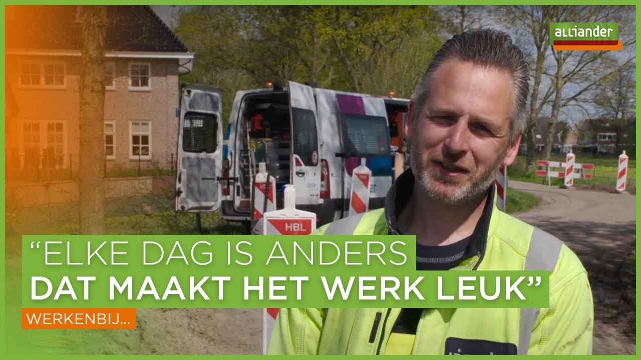 Sander liet zich omscholen tot elektromonteur