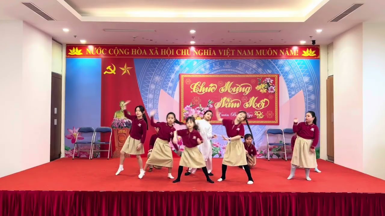 Xuân rực lửa - Hero Kids Dance Crew - 2B04 - Springtime Symphony