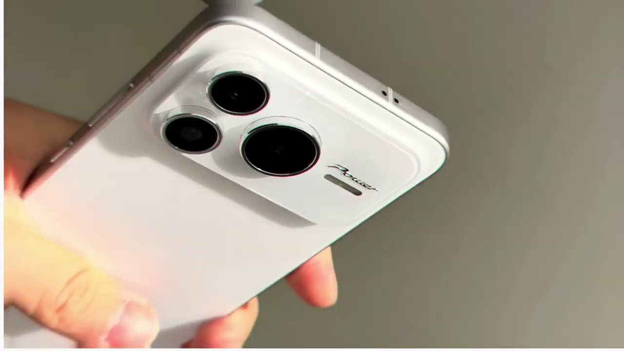 the world's first smartphone to feature a massive 10,080mAh battery. 😱📱 Honor Power 2:#smartphone 