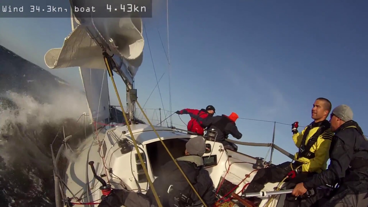Shere Khan - J/92 surfing in heavy weather