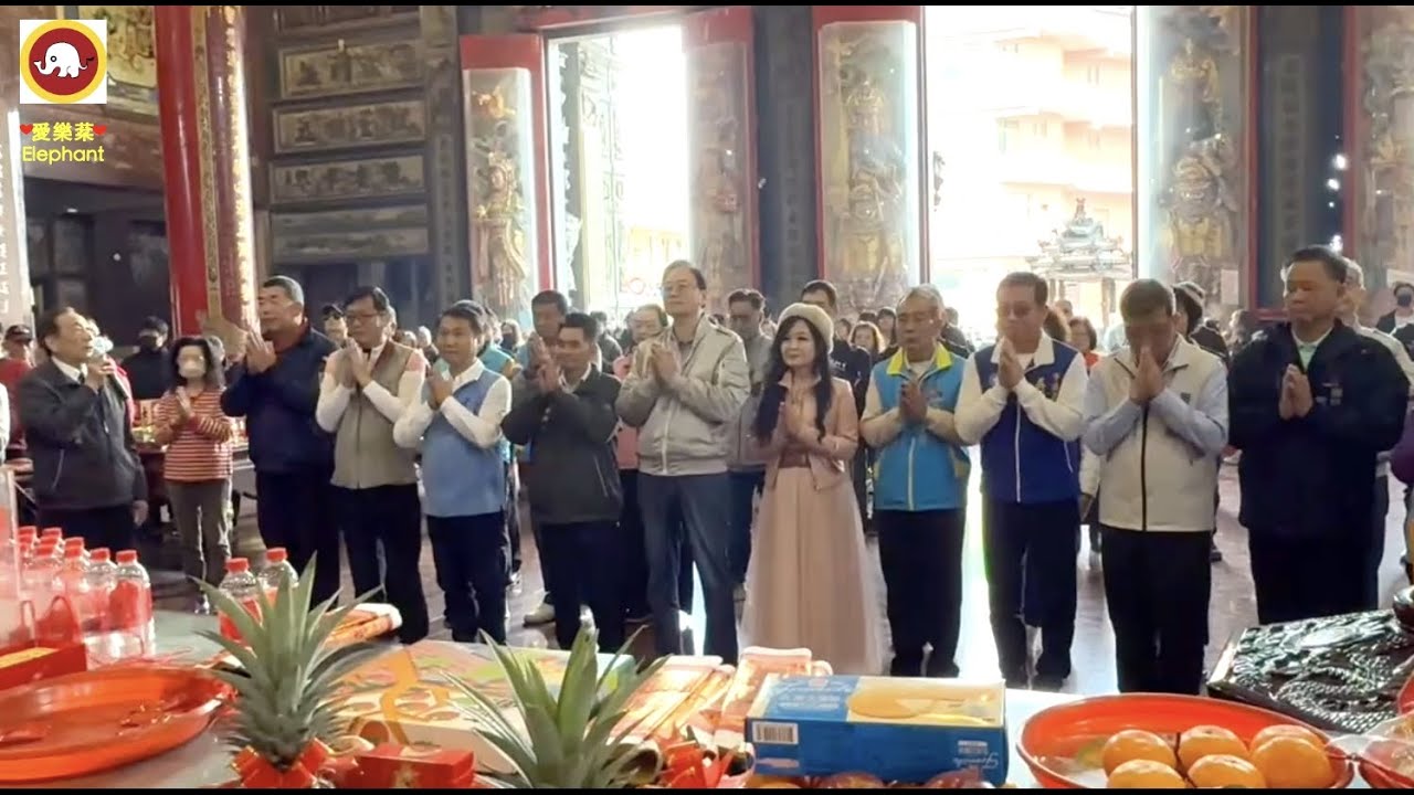 宮廟系列傳奇（218）桃園市「草漯保障宮」☆民國115年（西元2026年） 丙午年國曆2月19日農曆大年初三星期四☆「草漯保障宮」廣場 一大早市民非常有秩序大排長龍 等待張善政市長蒞臨「祝福 發福袋」