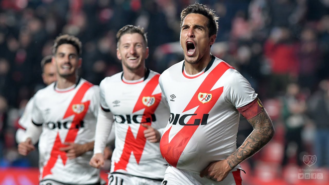 Óscar Trejo seguirá en el Rayo Vallecano