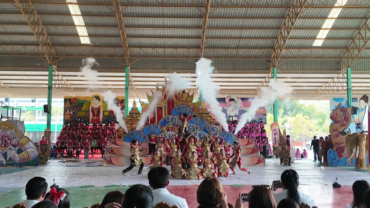 กองเชียร์และเชียร์ลีดเดอร์ คณะสีแดง กีฬาภายใน KPSW Games 2568