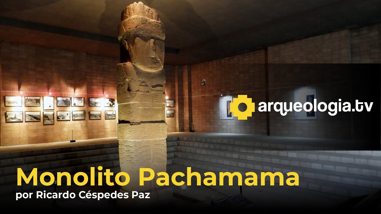 Monolito Pachamama por Ricardo Céspedes Paz