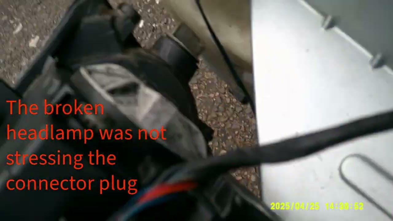 Broken Landrover Freelander Headlamp replacement
