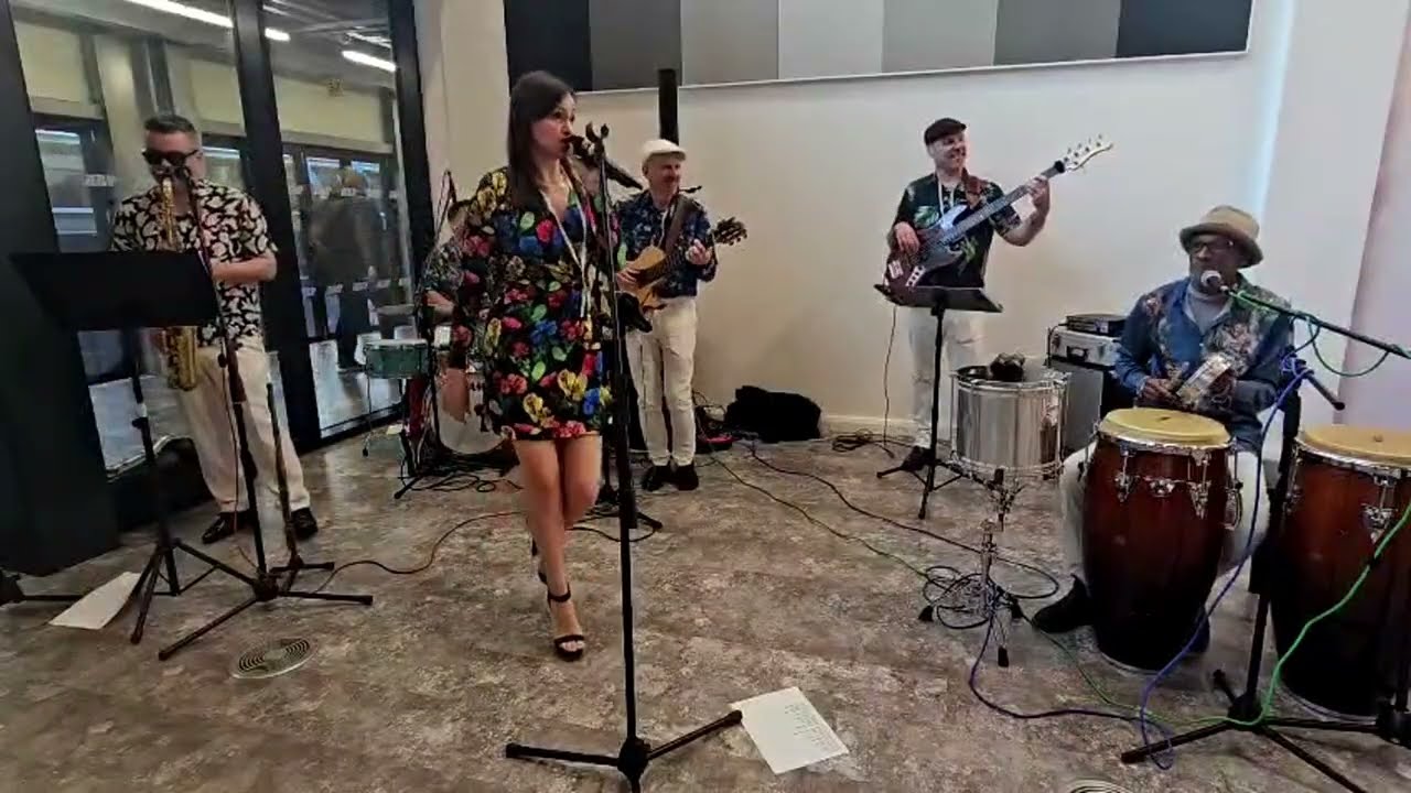 Madalena (Live) – Viramundo feat. Ligia Cabral