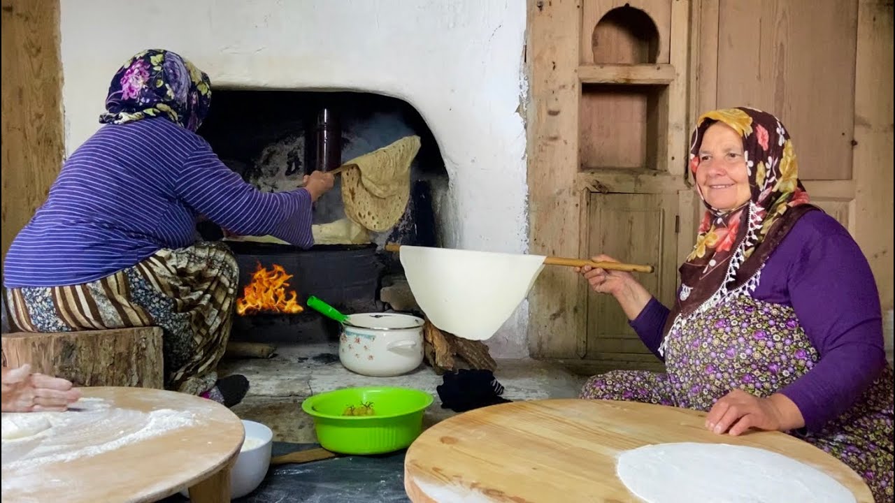 Деревенская жизнь. Традиционный деревенский хлеб и деревенские дела.