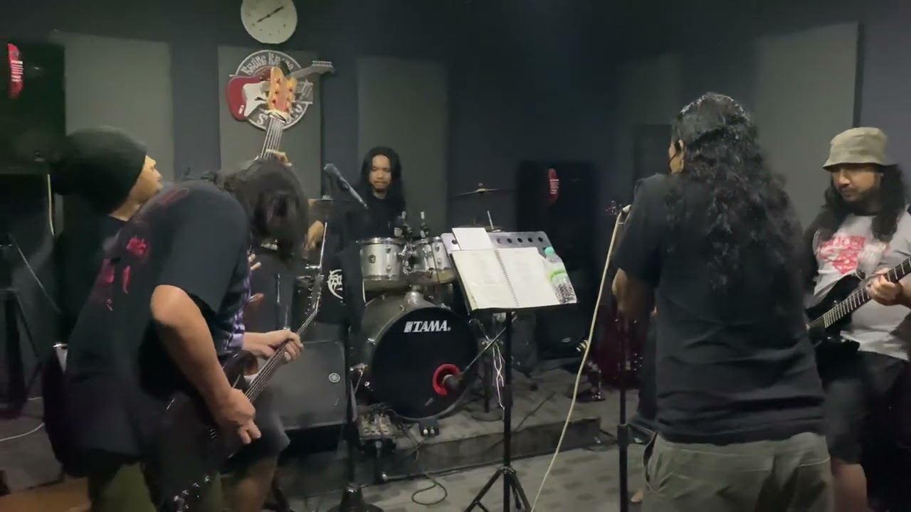 Langsuir - Kucemari ( Live at Krung Krang Studio Session )