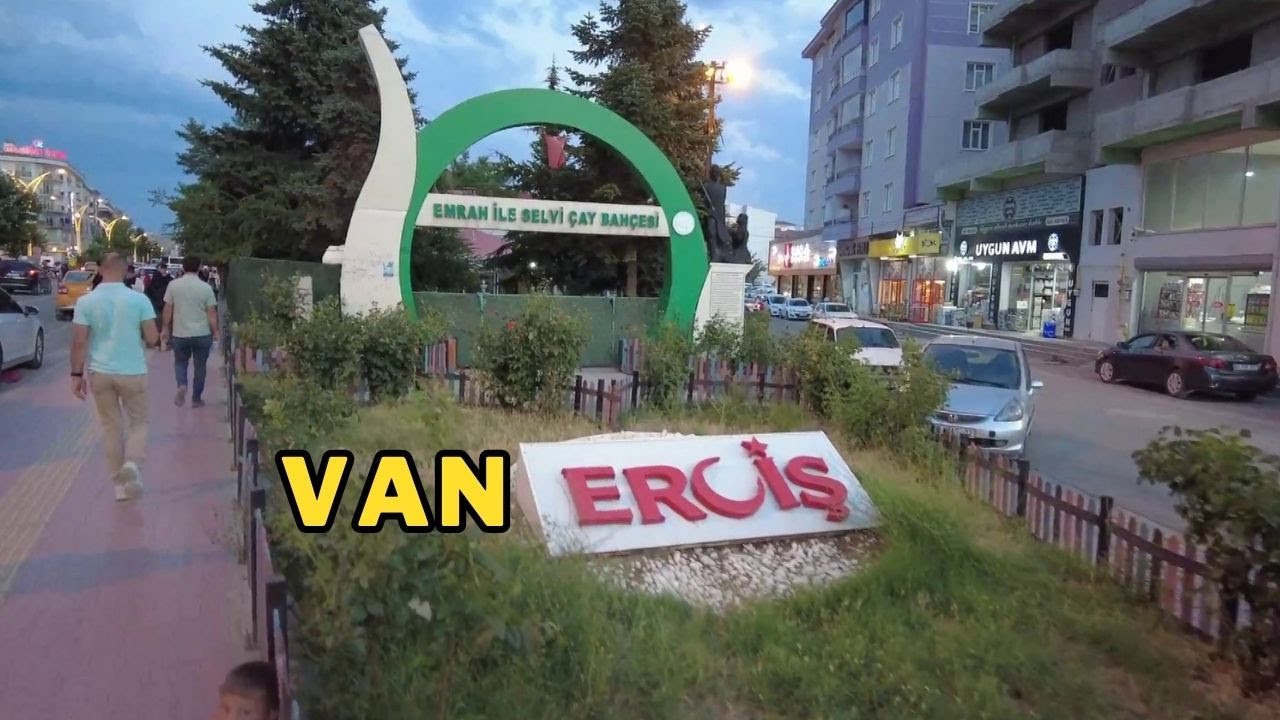 Van Erciş | Van Erciş Nasıl Bir Yer | Van Erciş Gezisi | Van Gölünün Cenneti | İnci Kefali Balığı 🐟🌊