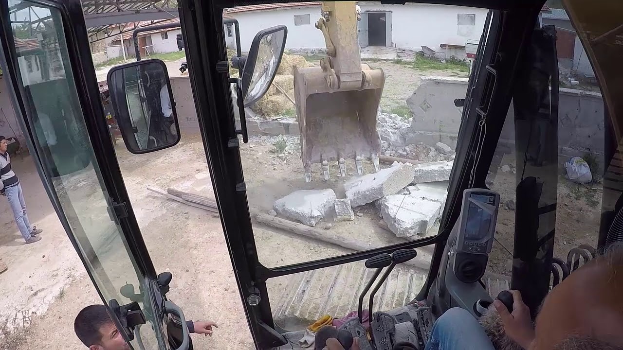 Bahçe Duvarı Nasıl Yıkılır
