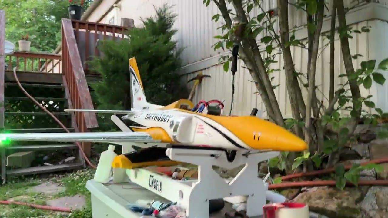 VIPER 90 with strobe nav. light's from READYMADE RC