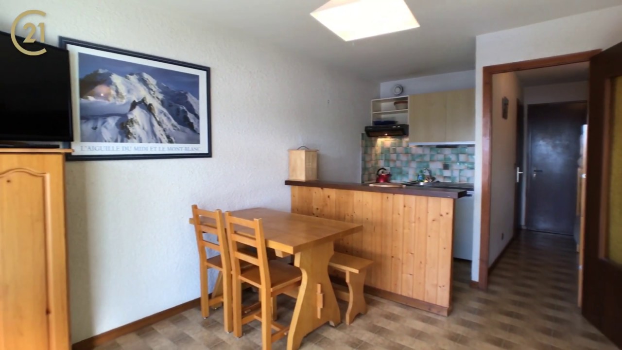 Studio avec coin montagne