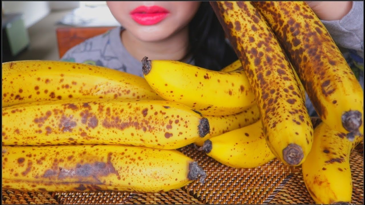 ASMR BANANA FEAST | MUSHY SOUNDS | EATING SOUNDS | NO TALKING