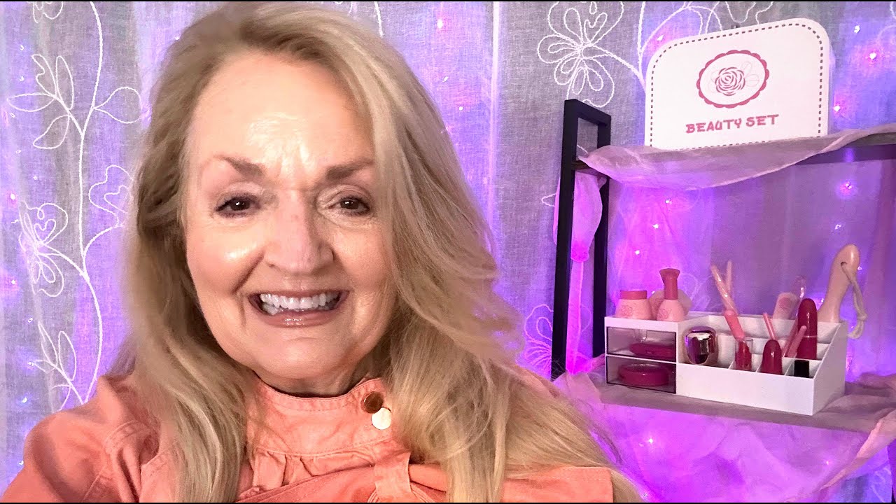 Doing Your Pretend Makeup ASMR 💄
