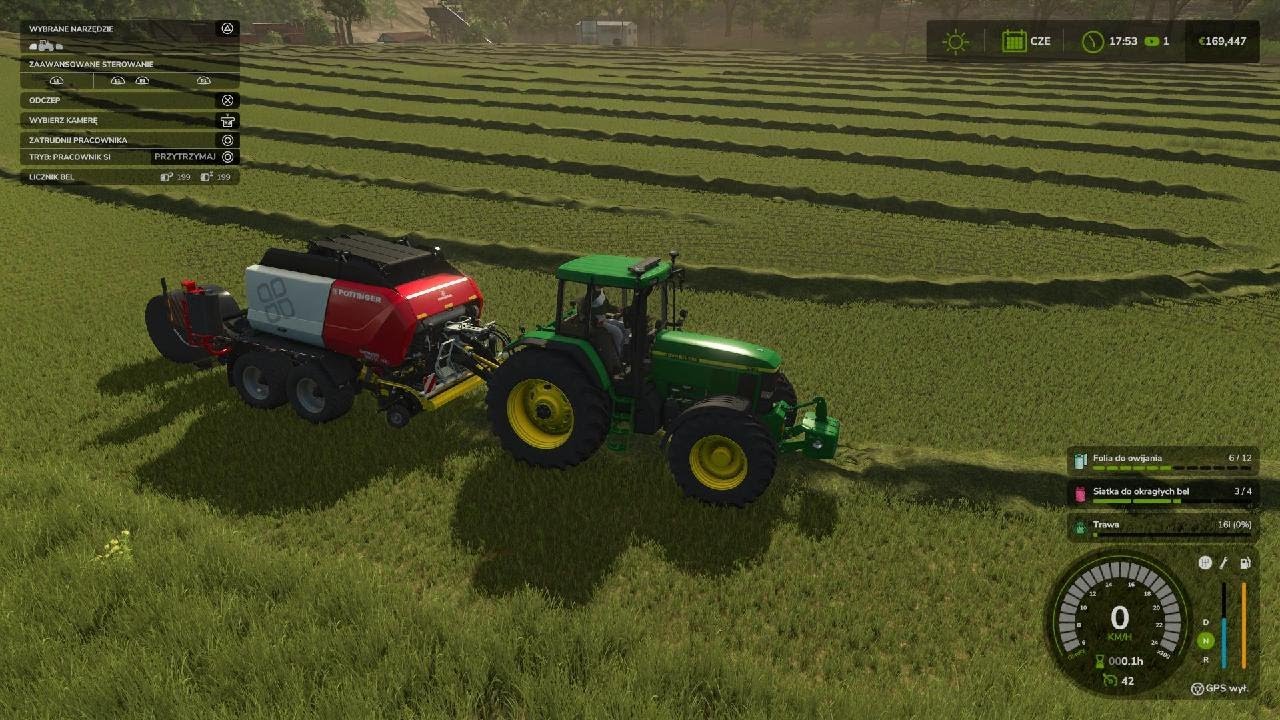 Farming Simulator 25 PS5 mowing grass for silage