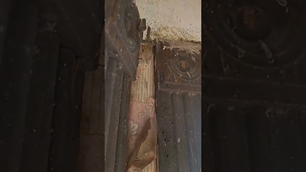 Exploring a abandoned 160 year old falling down house / link to full video in description