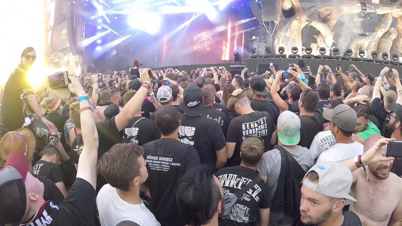 Böhse Onkelz-Hier sind die Onkelz/Mosh Pit Opener Matapaloz Festival